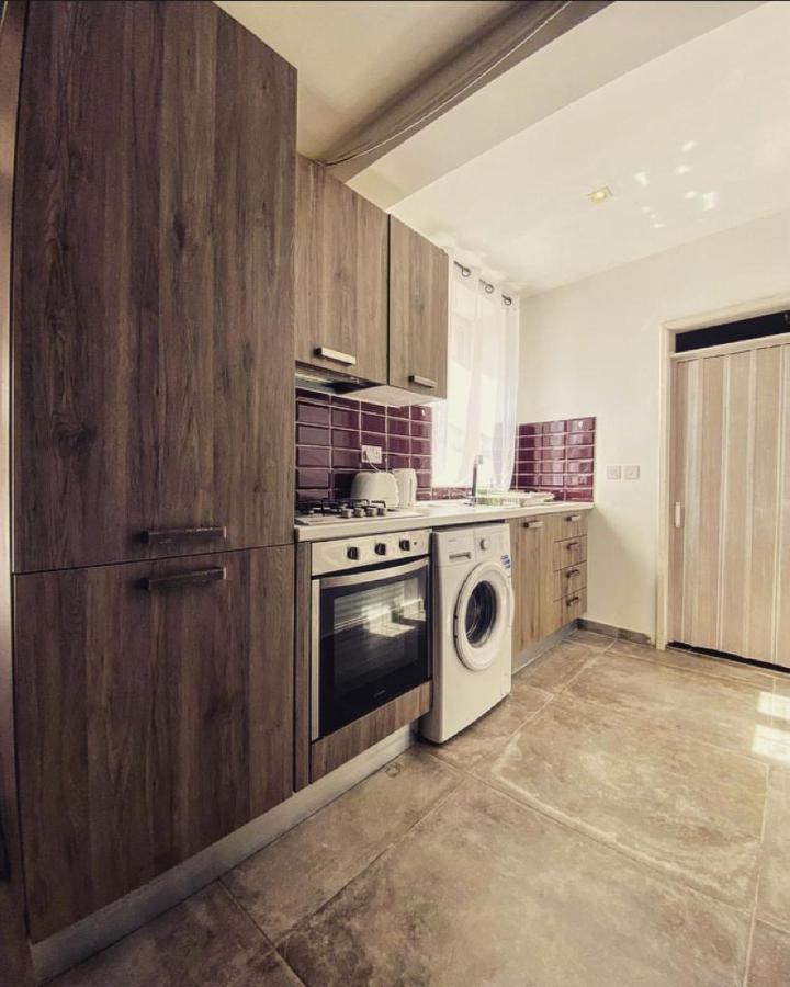 Malta Suites Сенглея Экстерьер фото