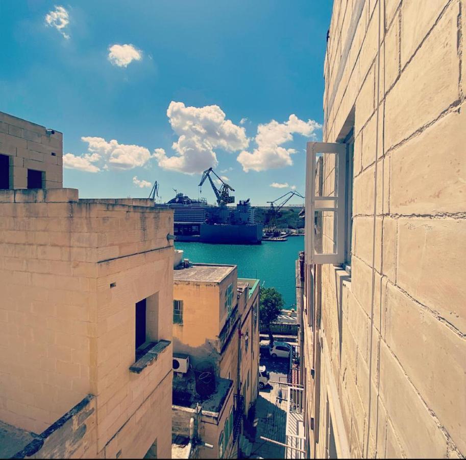 Malta Suites Сенглея Экстерьер фото